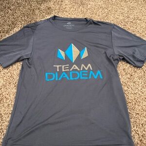 Diadem athletic shirt